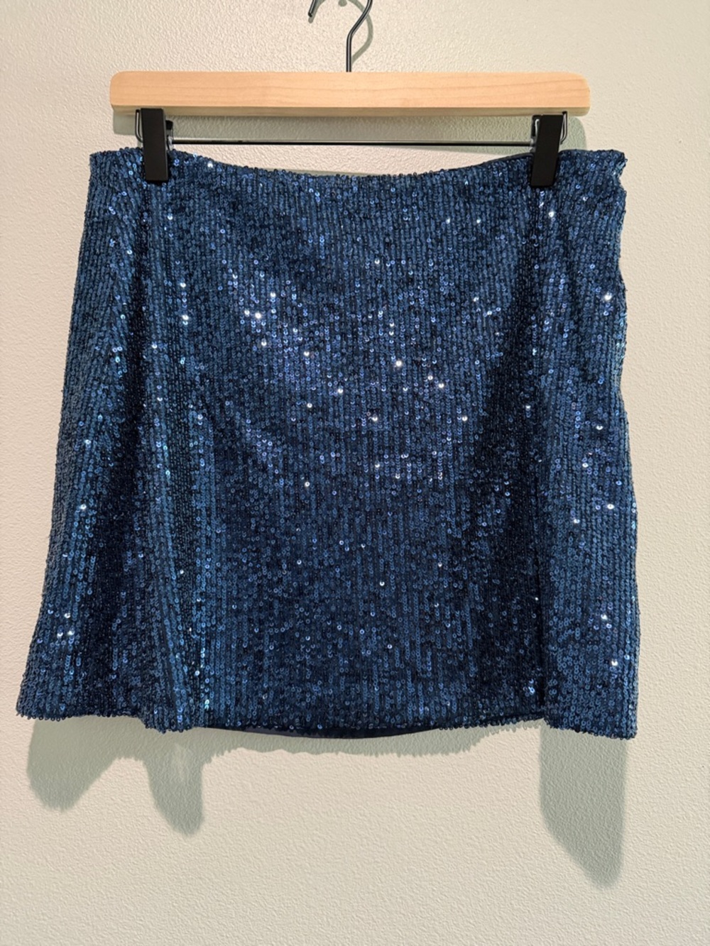 Banana Republic Blue Sequin Mini Skirt Size 8 BNWT